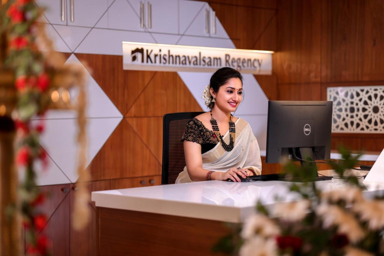 Krishnavalsam Regency Hotell Guruvāyūr Exteriör bild